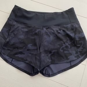 LuluLemon Speed Short 4”